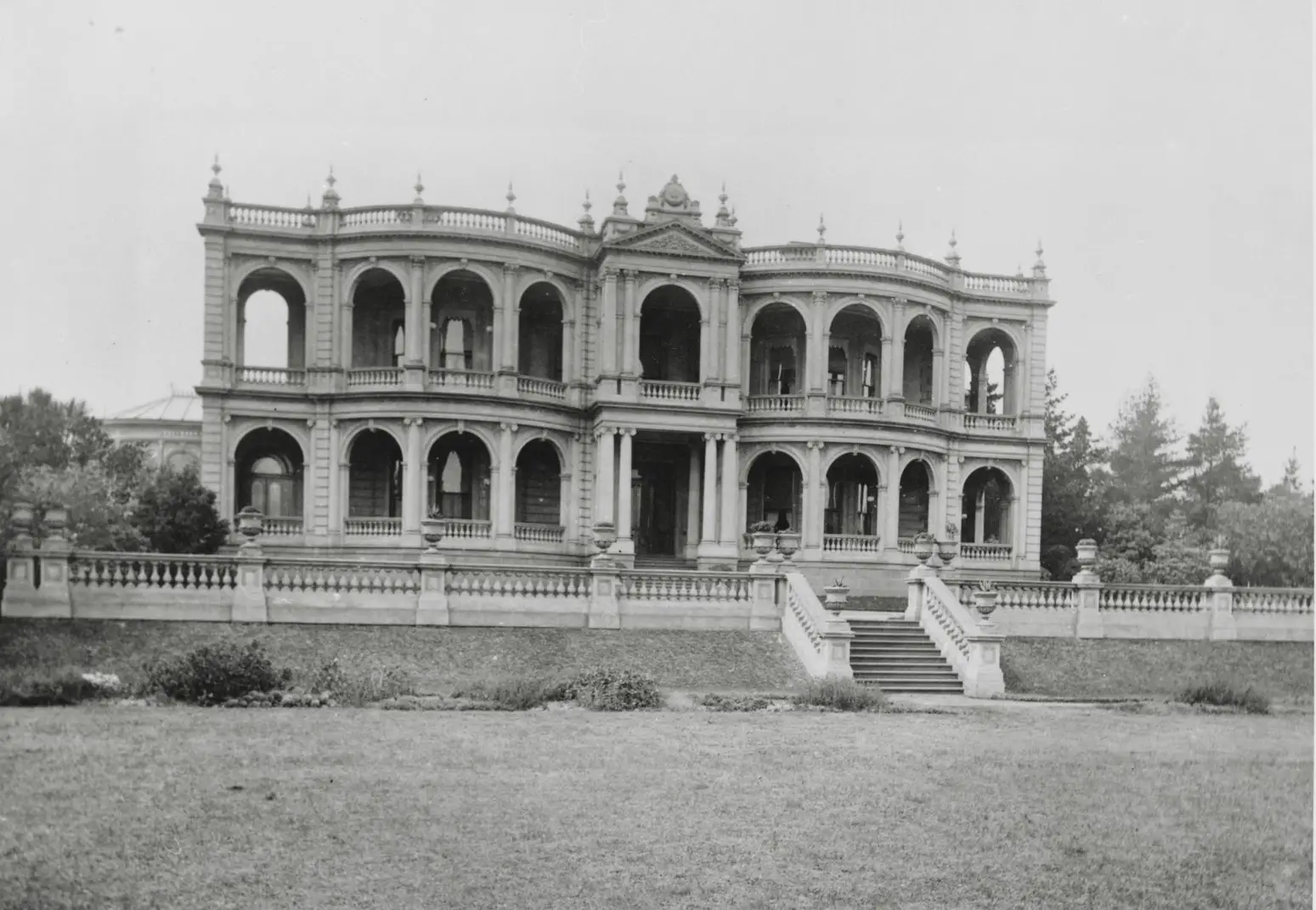 Mandeville Hall