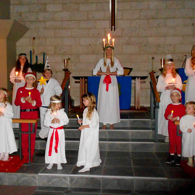 The Lucia pageant of the Swedish Club of Sarasota, St Armands Key Lutheran Church by Roger W on 9 December 2011. Creative Commons. 