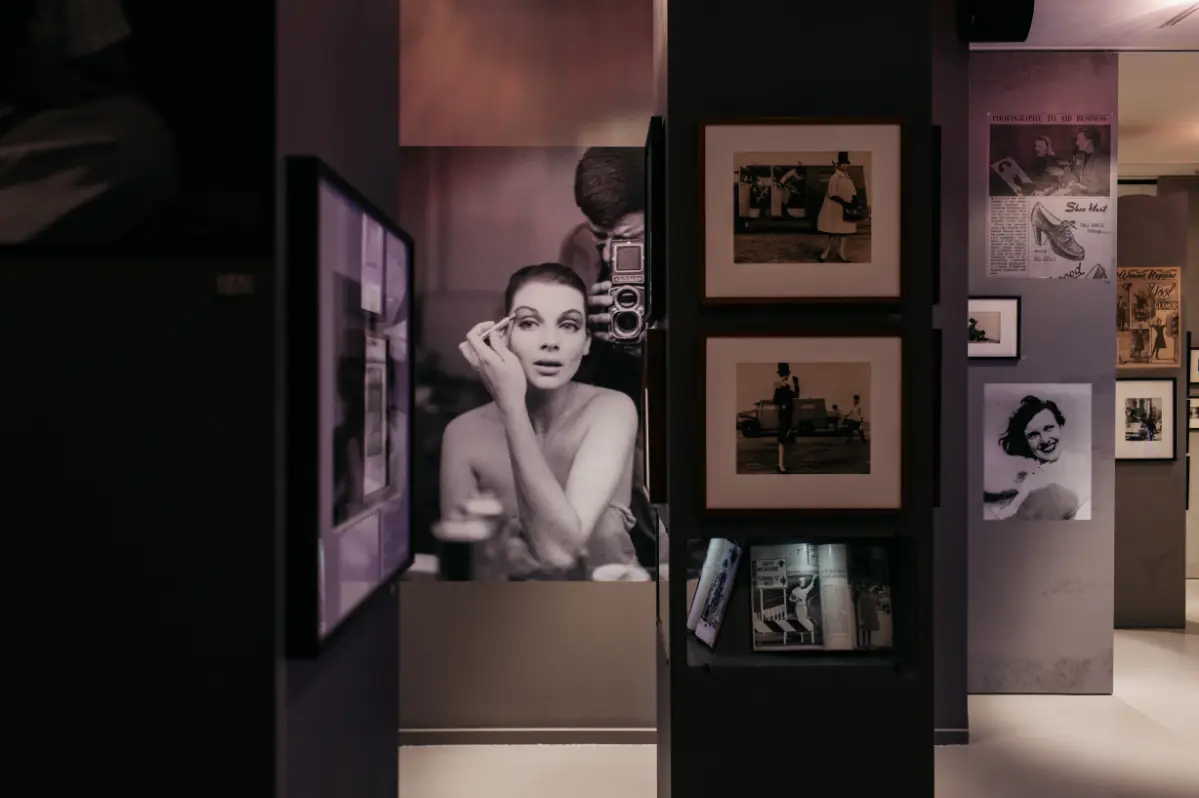 Helmut image 16