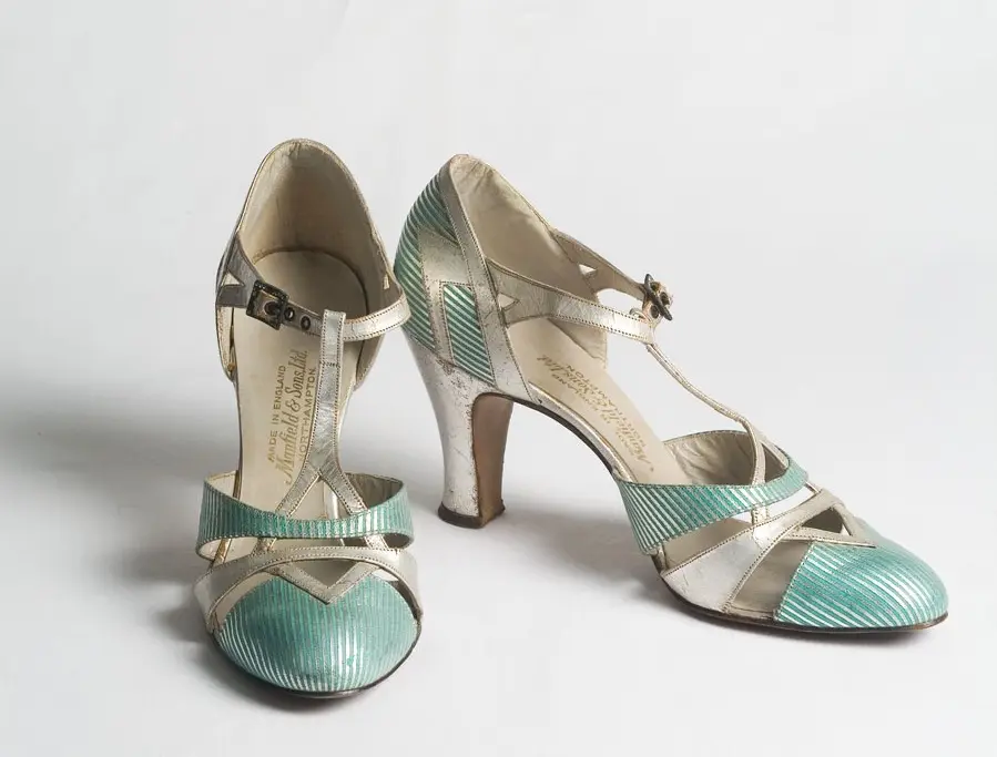 1930s shoes LV-LT-ia edit
