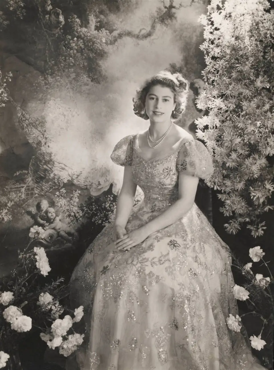 Cecil beaton queen