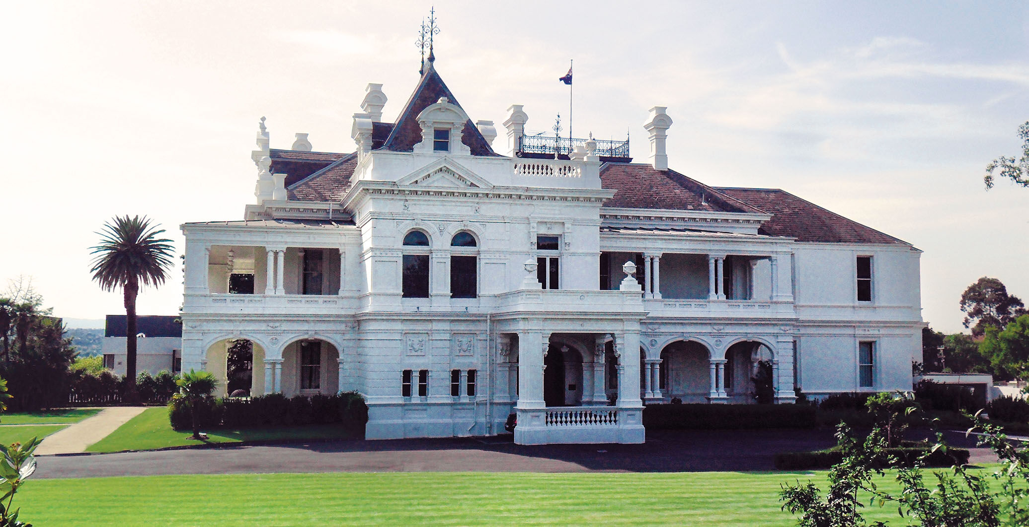 Stonington-Mansion-Malvern