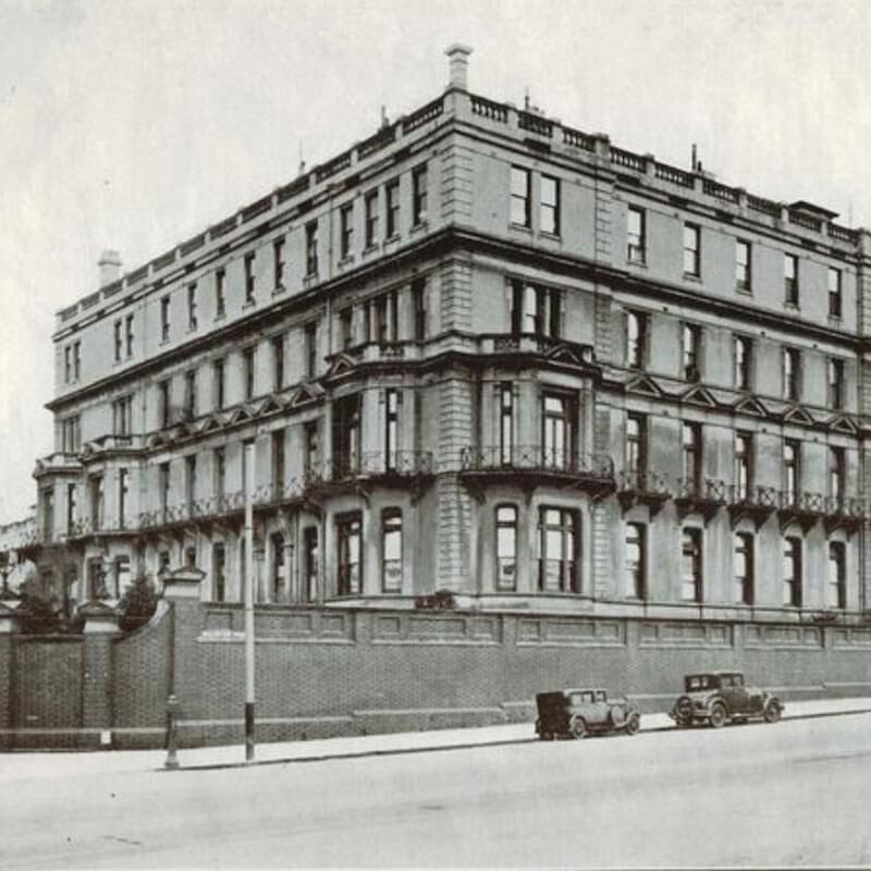 Cliveden_Mansions,_East_Melbourne (1)