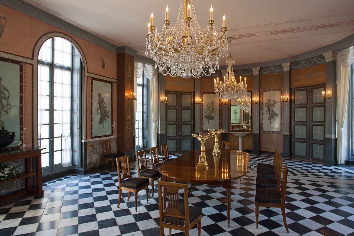 dunsmore Malmaison dining room
