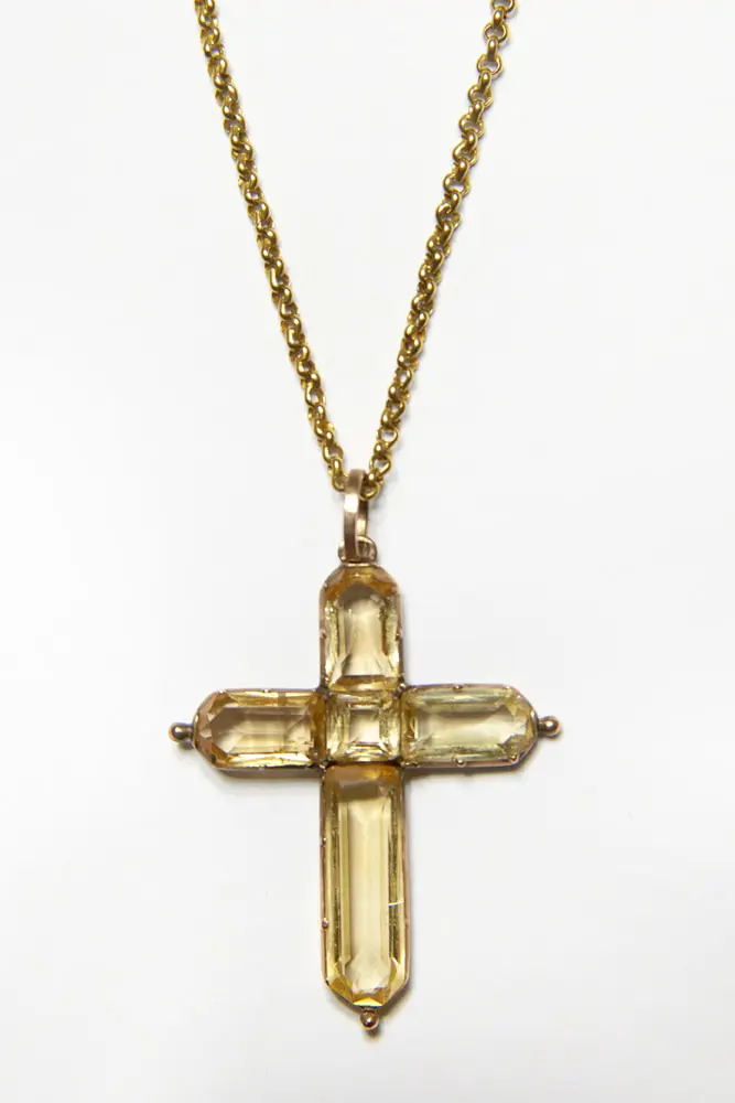 10.-Topas-Crosses