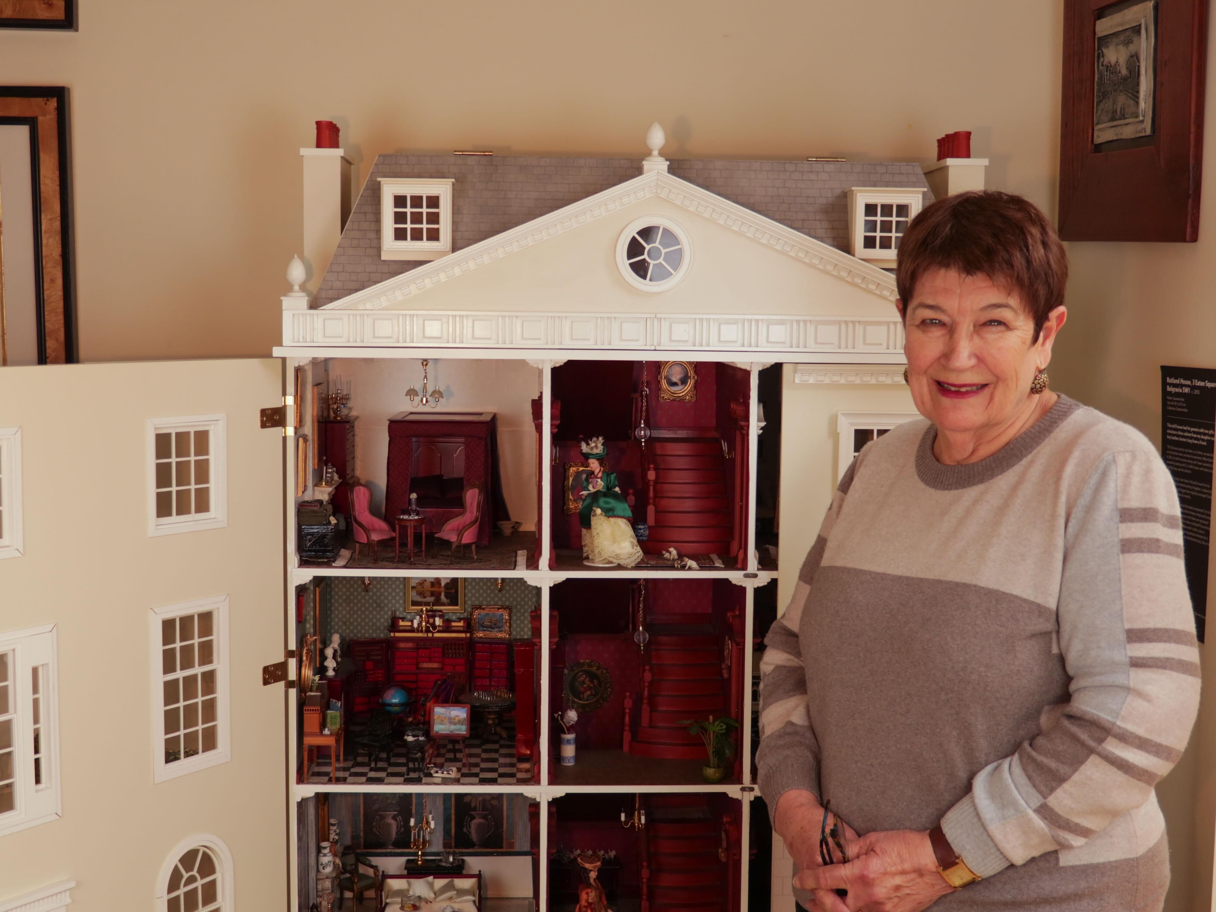 2b Suzanne Katz and her Georgian-style doll's house