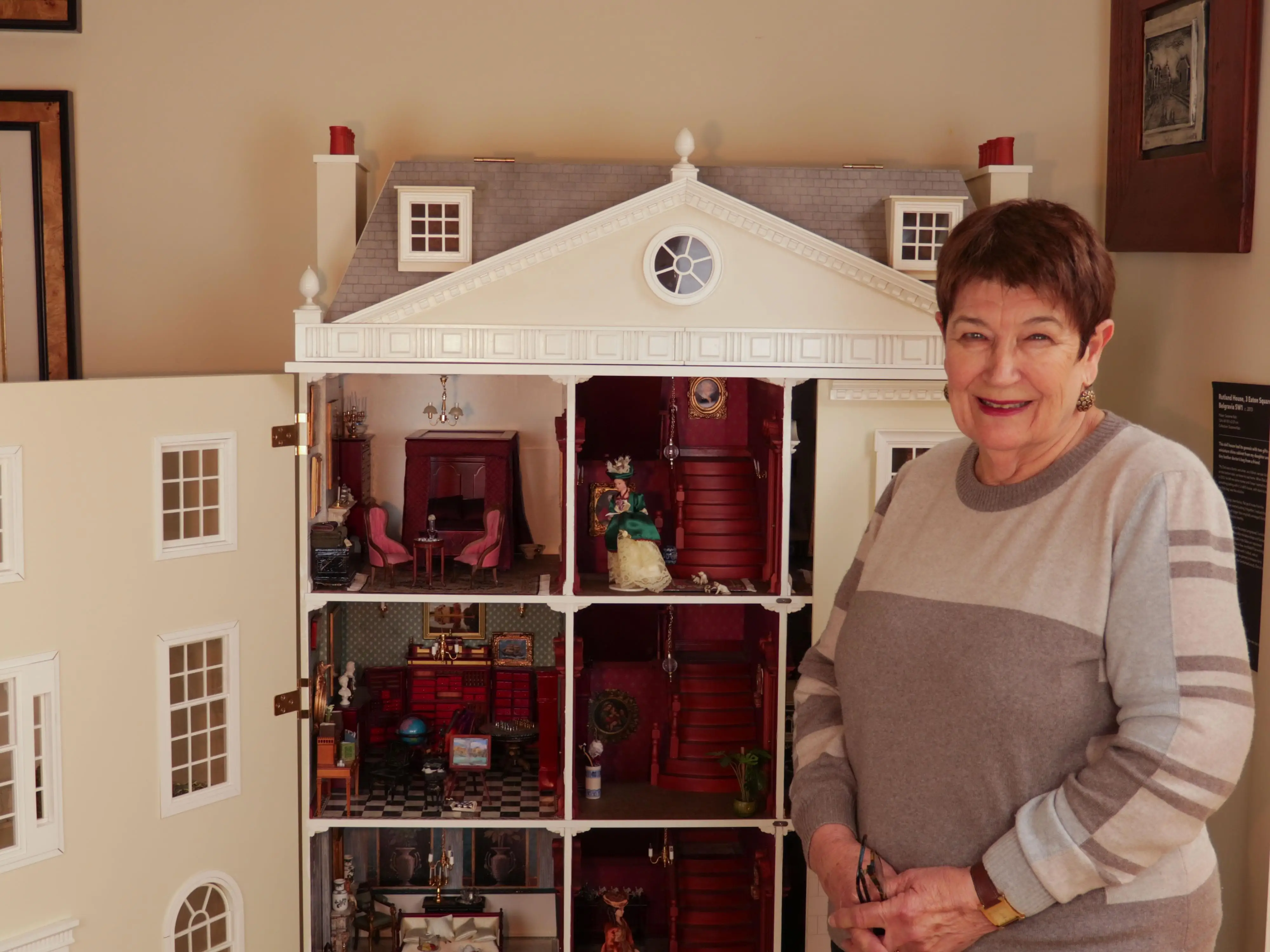 2b Suzanne Katz and her Georgian-style doll's house