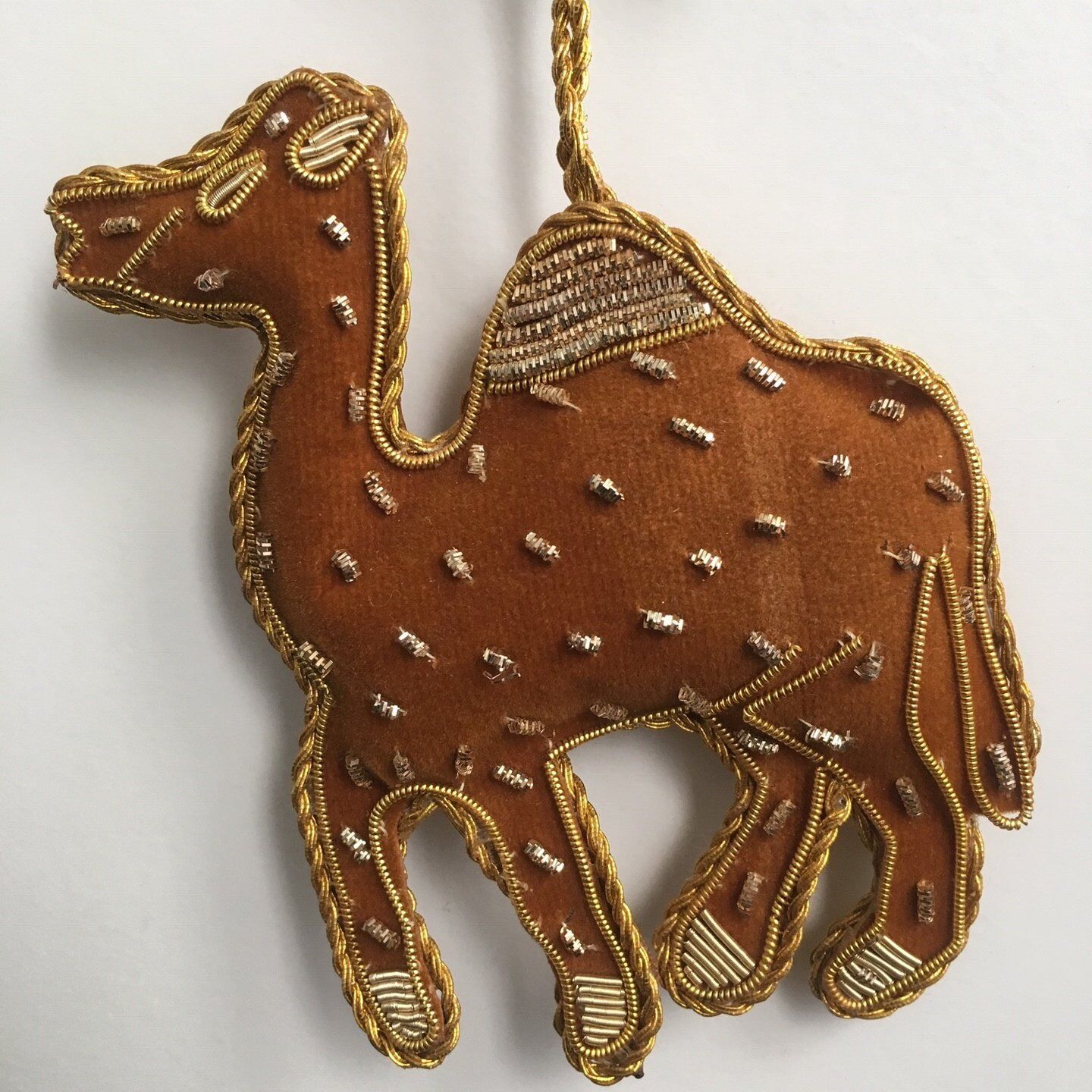 Decoration: Brown camel