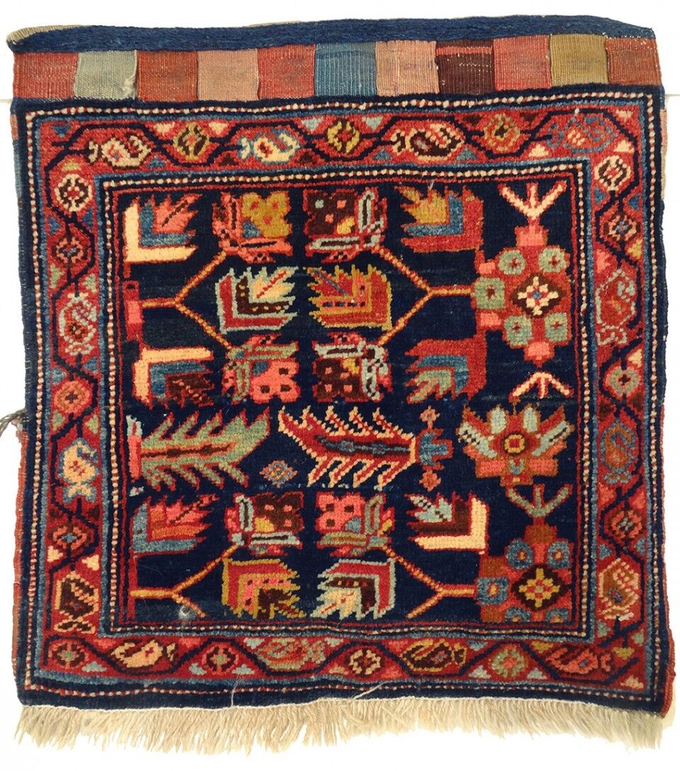 azari-bag-face-persia-circa-1920s-44x42cm1-960x1088