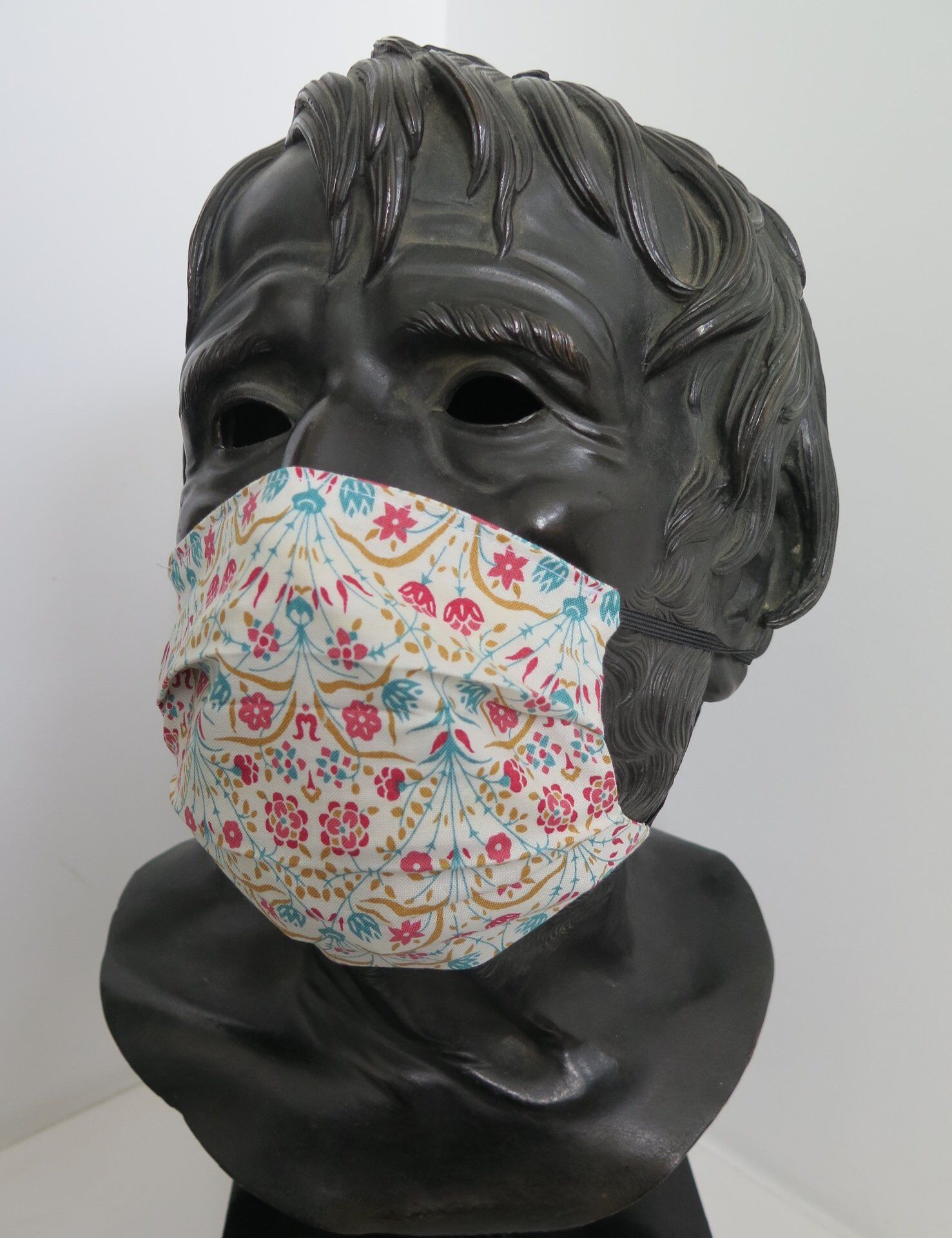 TJC Liberty Face Mask: Blanchard Fresco Light