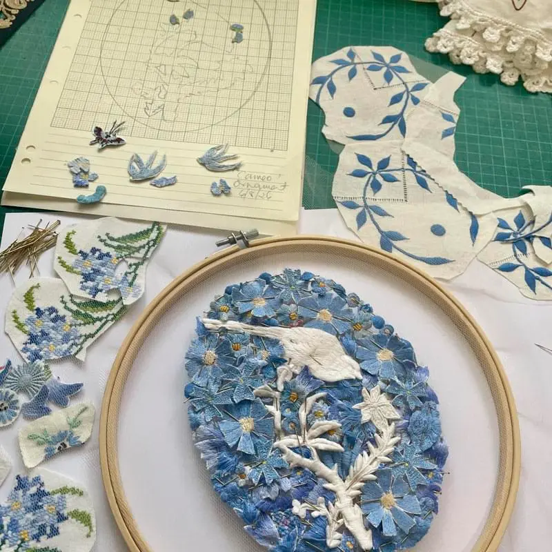 LouiseSAXTON_Cameo Ornament in reclaimed needlework