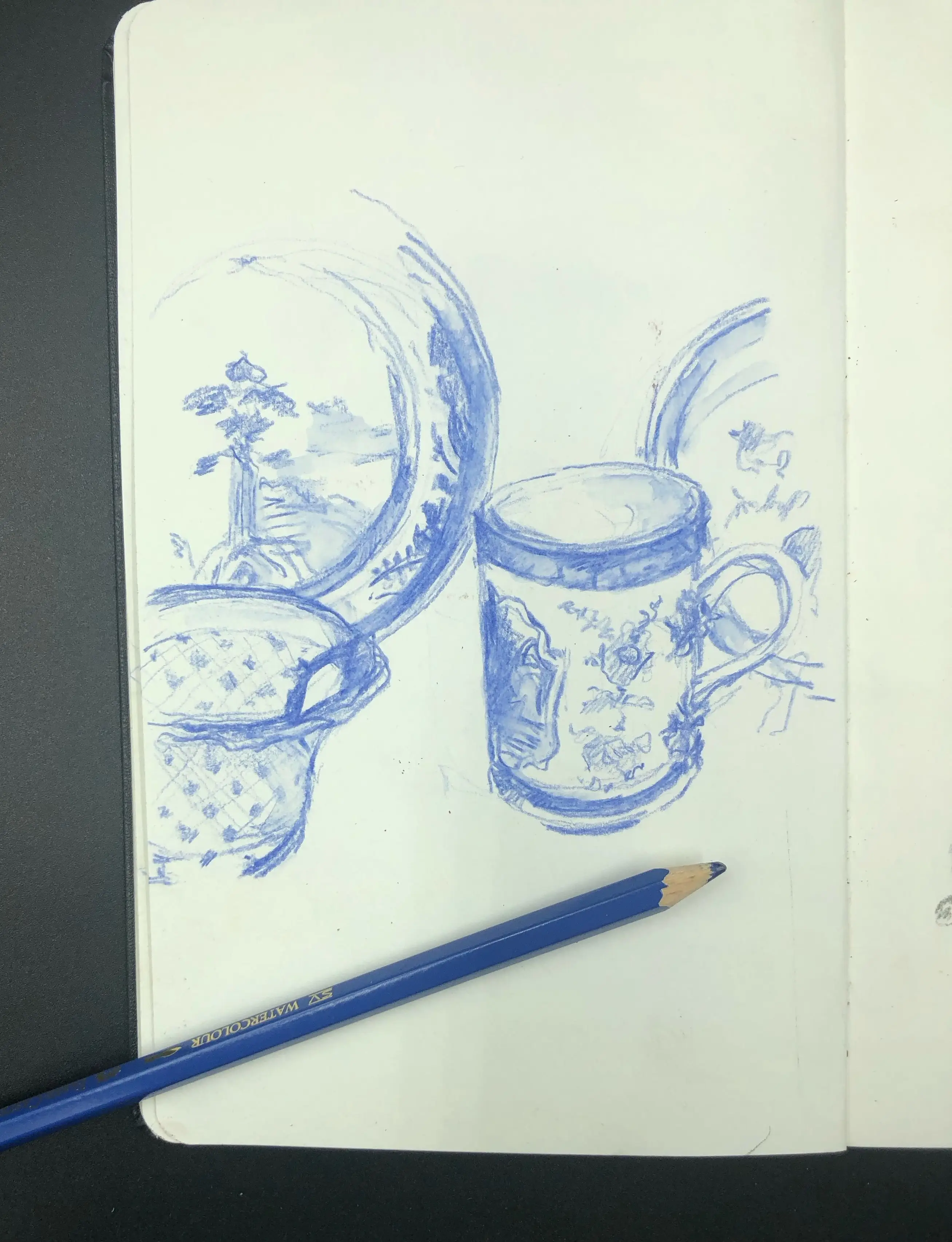 Blue plates
