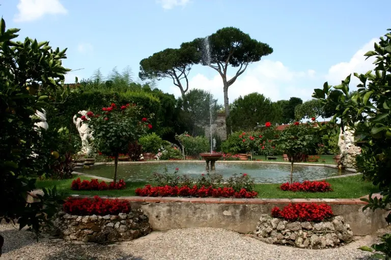 pleasure gardens