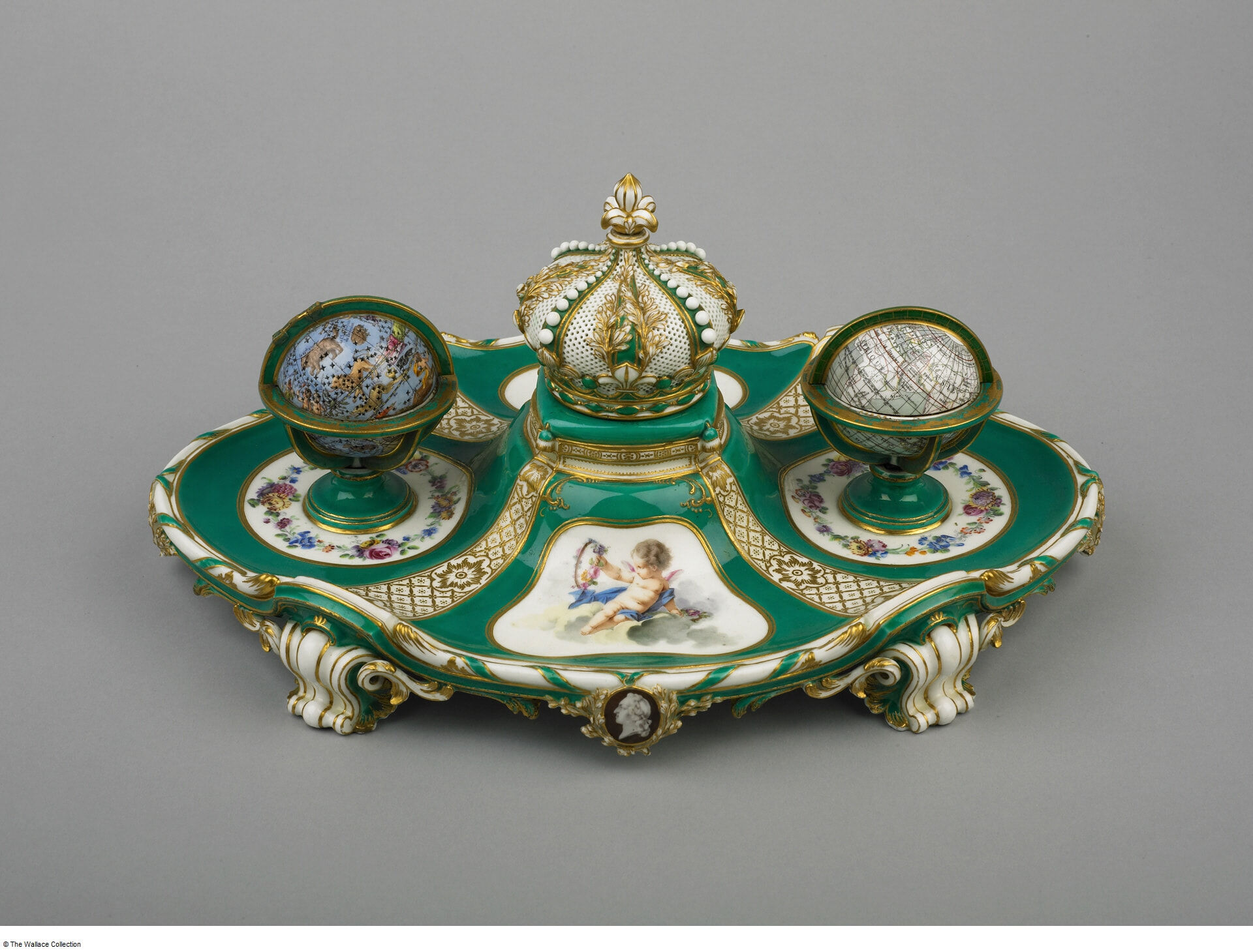 via eMuseumPlus