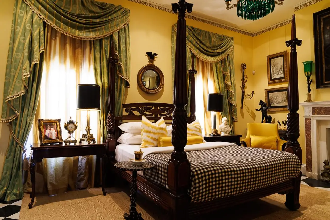 Fit For A King Exhibition bedroom house museum melbourne