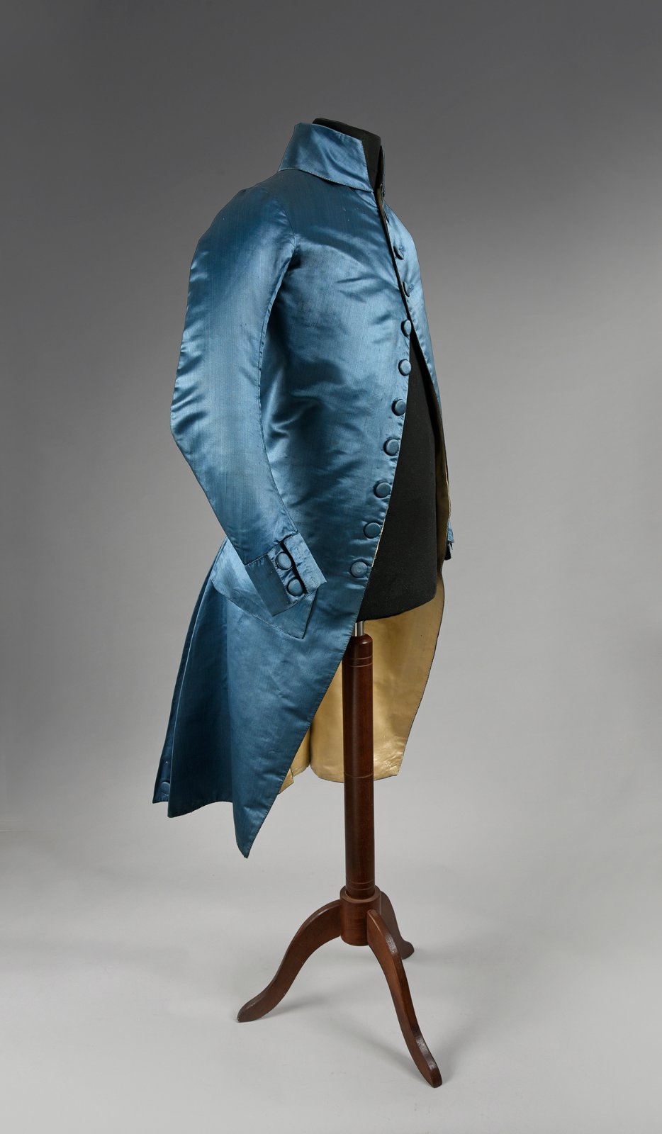 THE LIVES OF AN 18TH CENTURY MAN S COAT with Paola di Trocchio