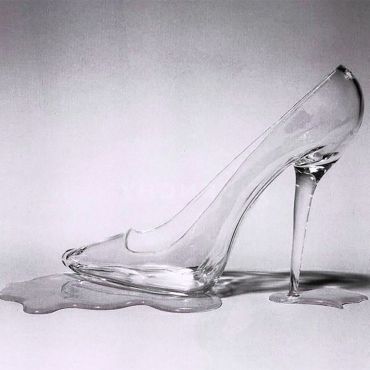 Hilary Davidson_Glass slippers, limited edition by Maison Martin Margiela, 2009