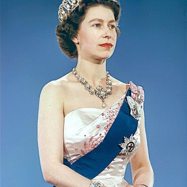 Queen_Elizabeth_II_1959