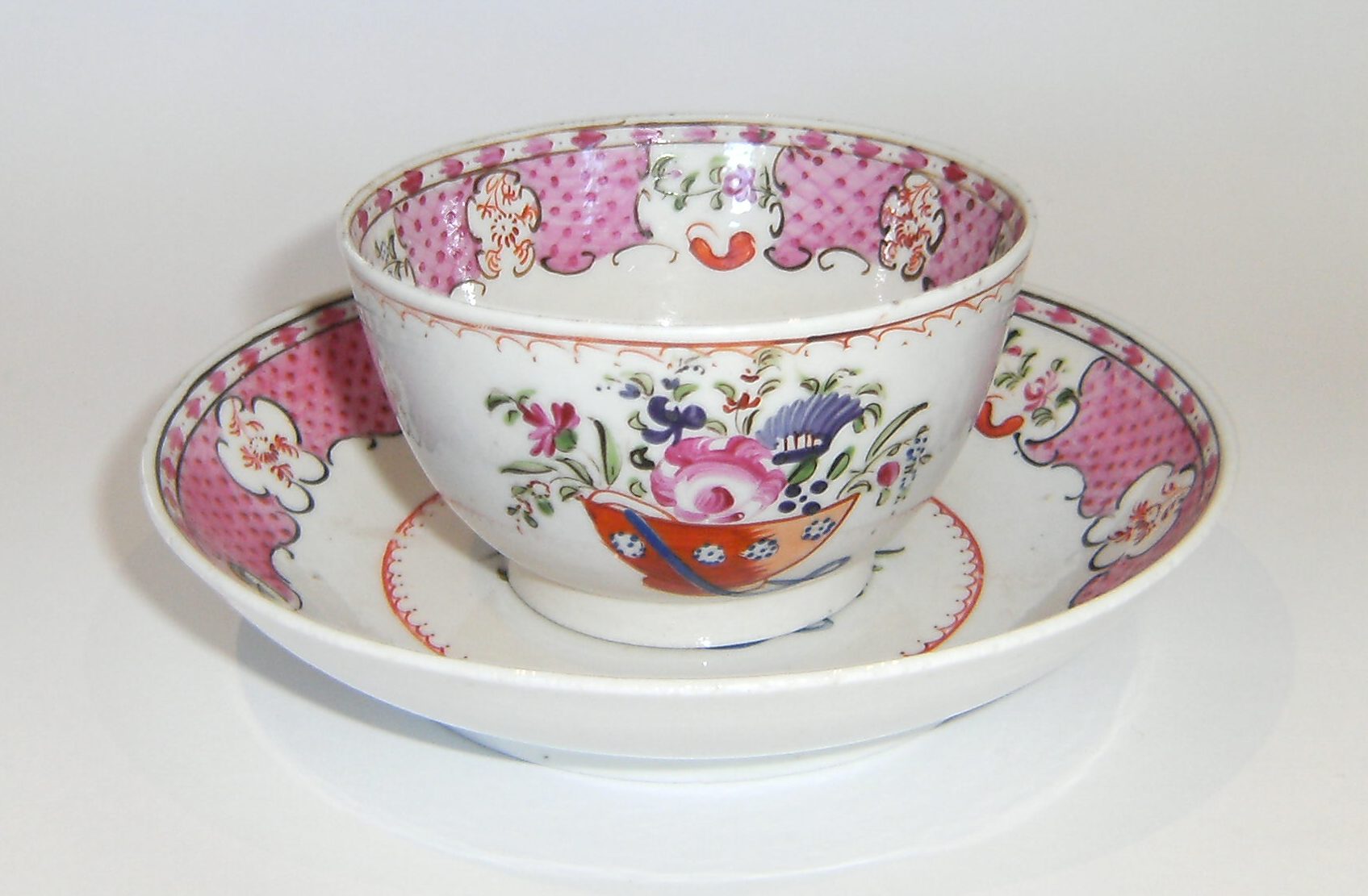 NEW HALL PORCELAIN AND BONE CHINA